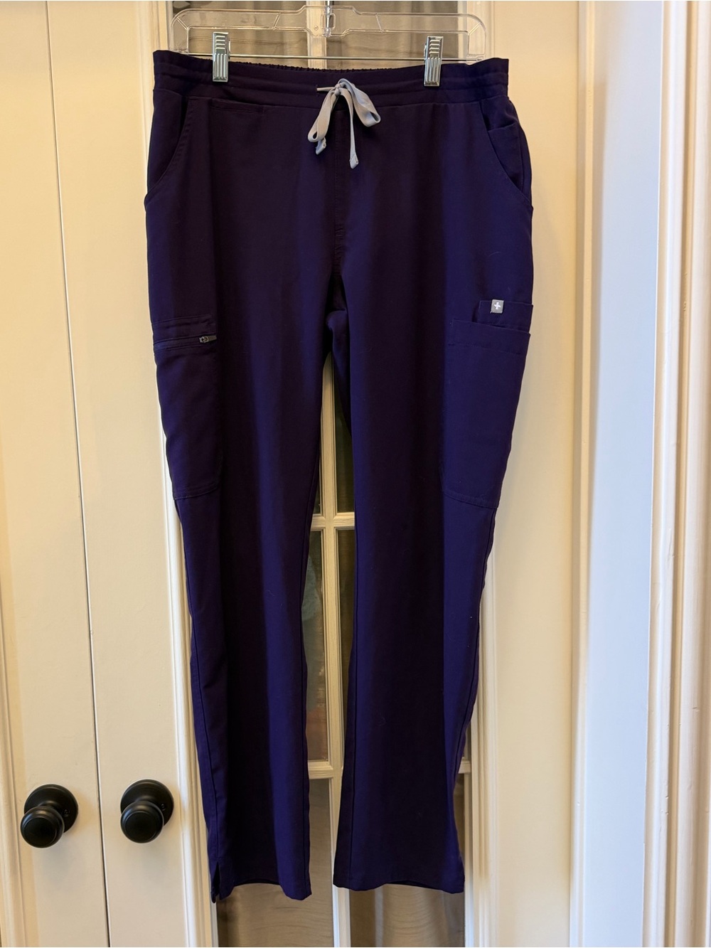 MEDIUM Dark Purple Women’s Figs Pants Kade Cargo EUC